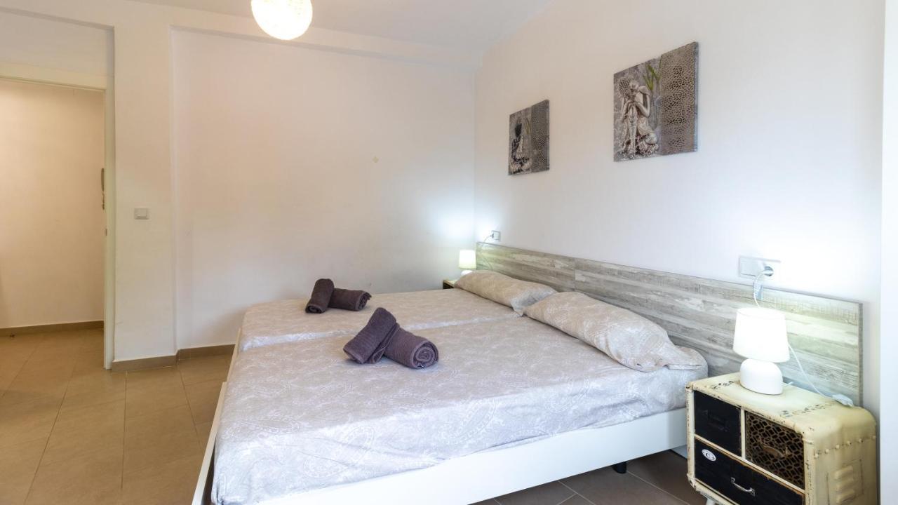 Modern 2 Bedroom Apartment 100 M From The Beach Xabia Bagian luar foto